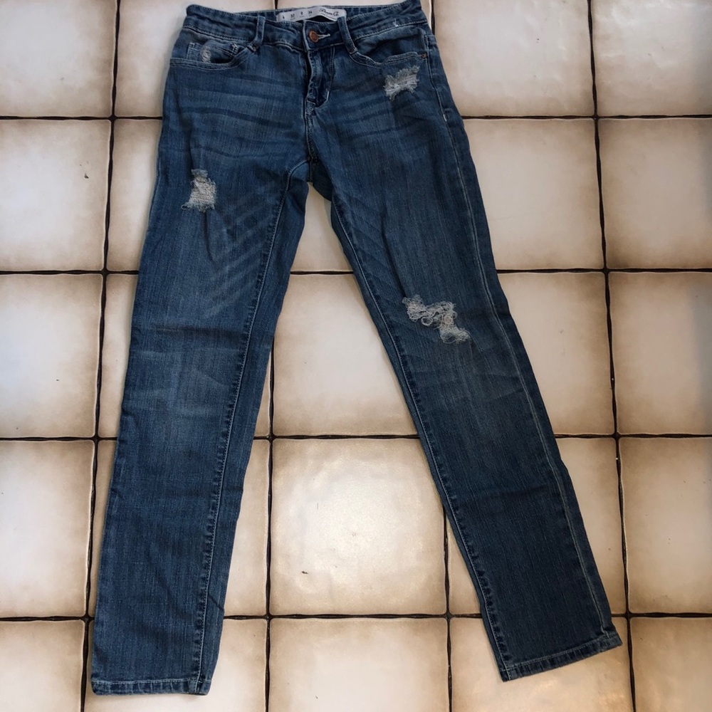 Ripped jeans